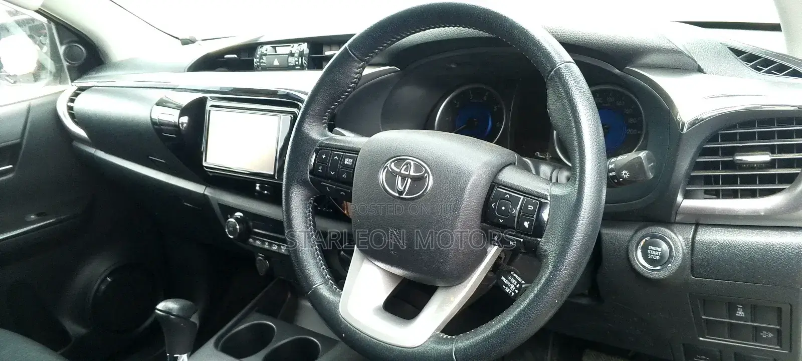 Toyota Hilux Revo Double Cab Deisel 2.8 RWD 2019 White