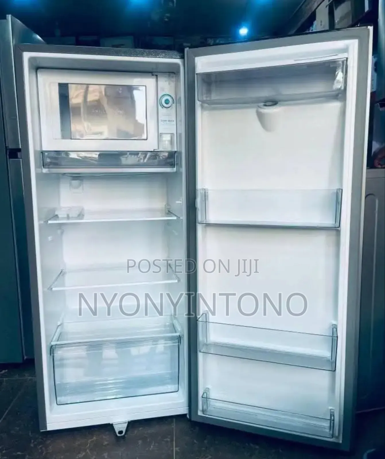 Hisense 229liters Frost Free Fridge With Water Dispenser