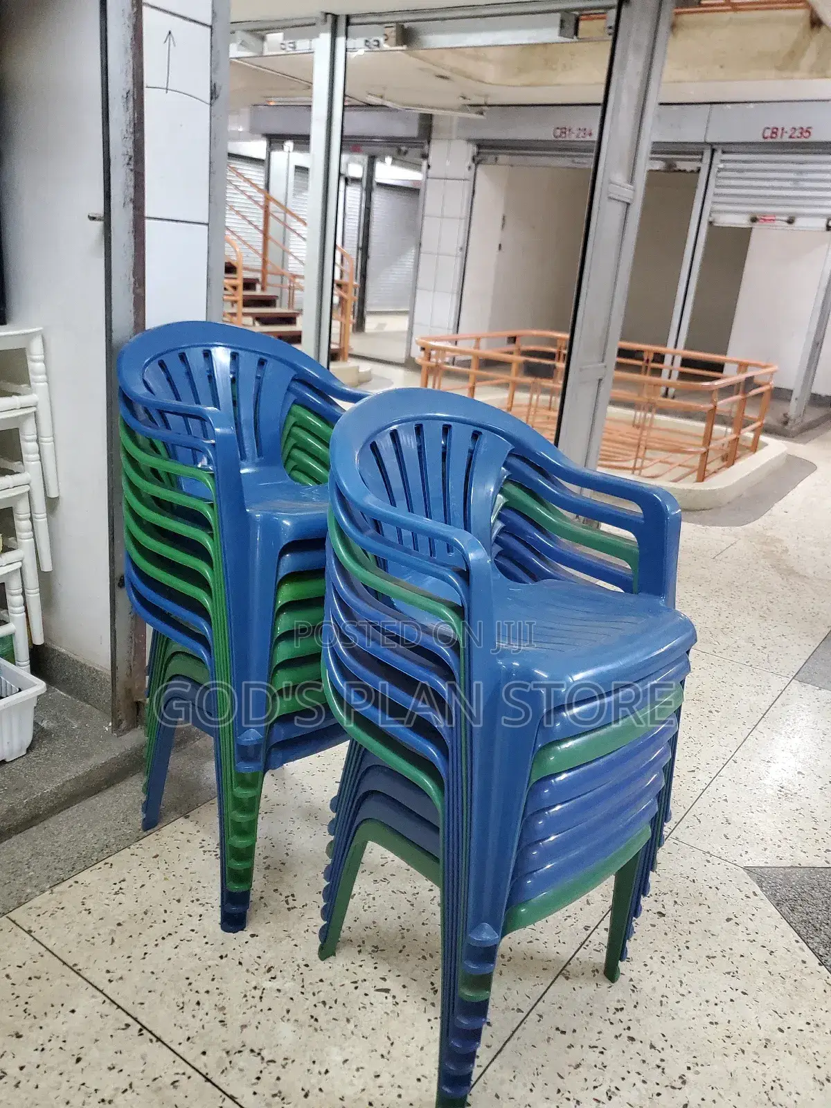 Armrest Luuka Plastic Chairs