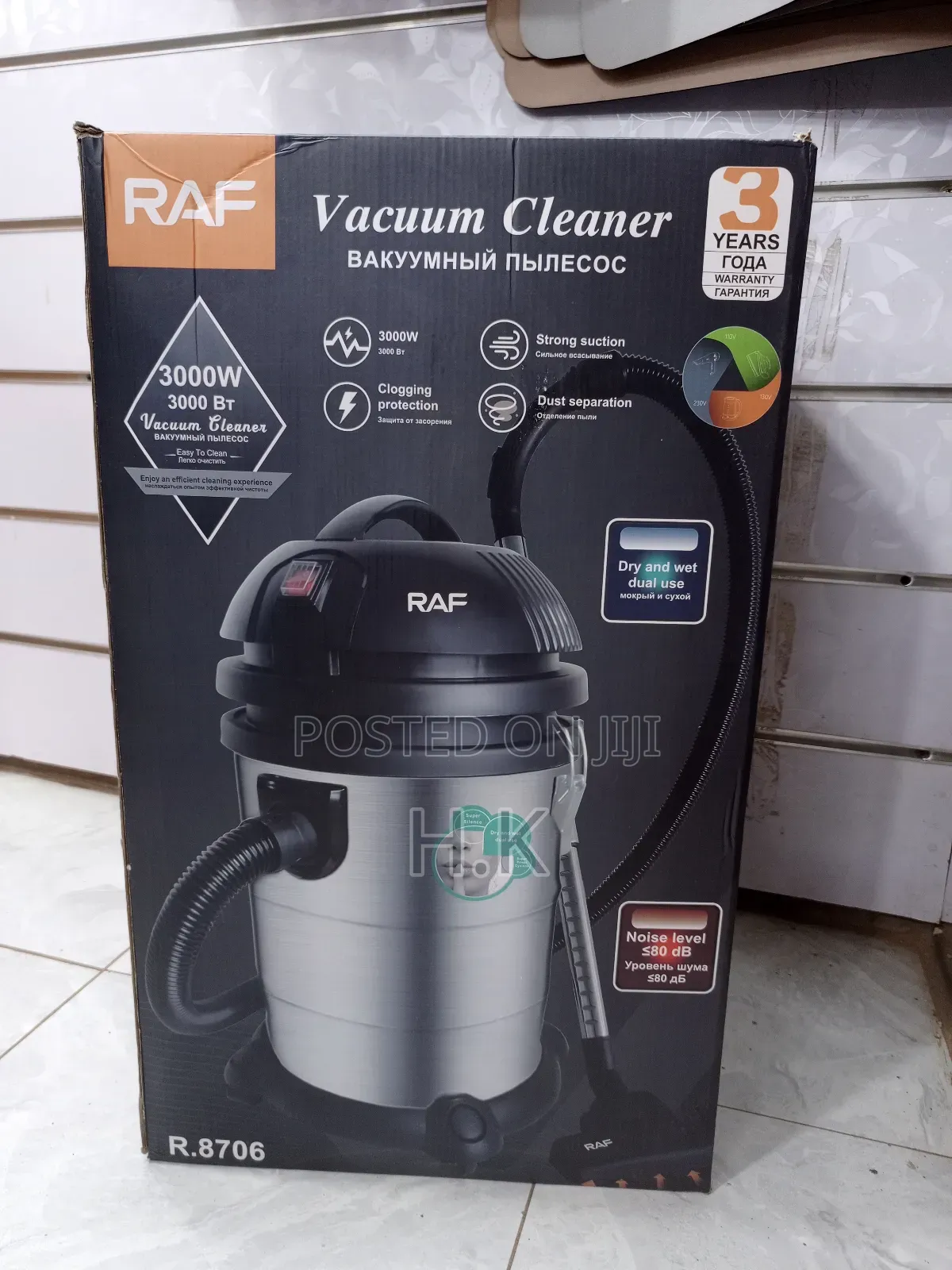 Raf R.8706 Vacuum Cleaner