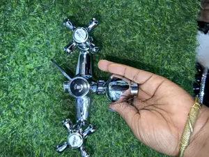 Lirlee Shower Mixer Base – Wall Mount