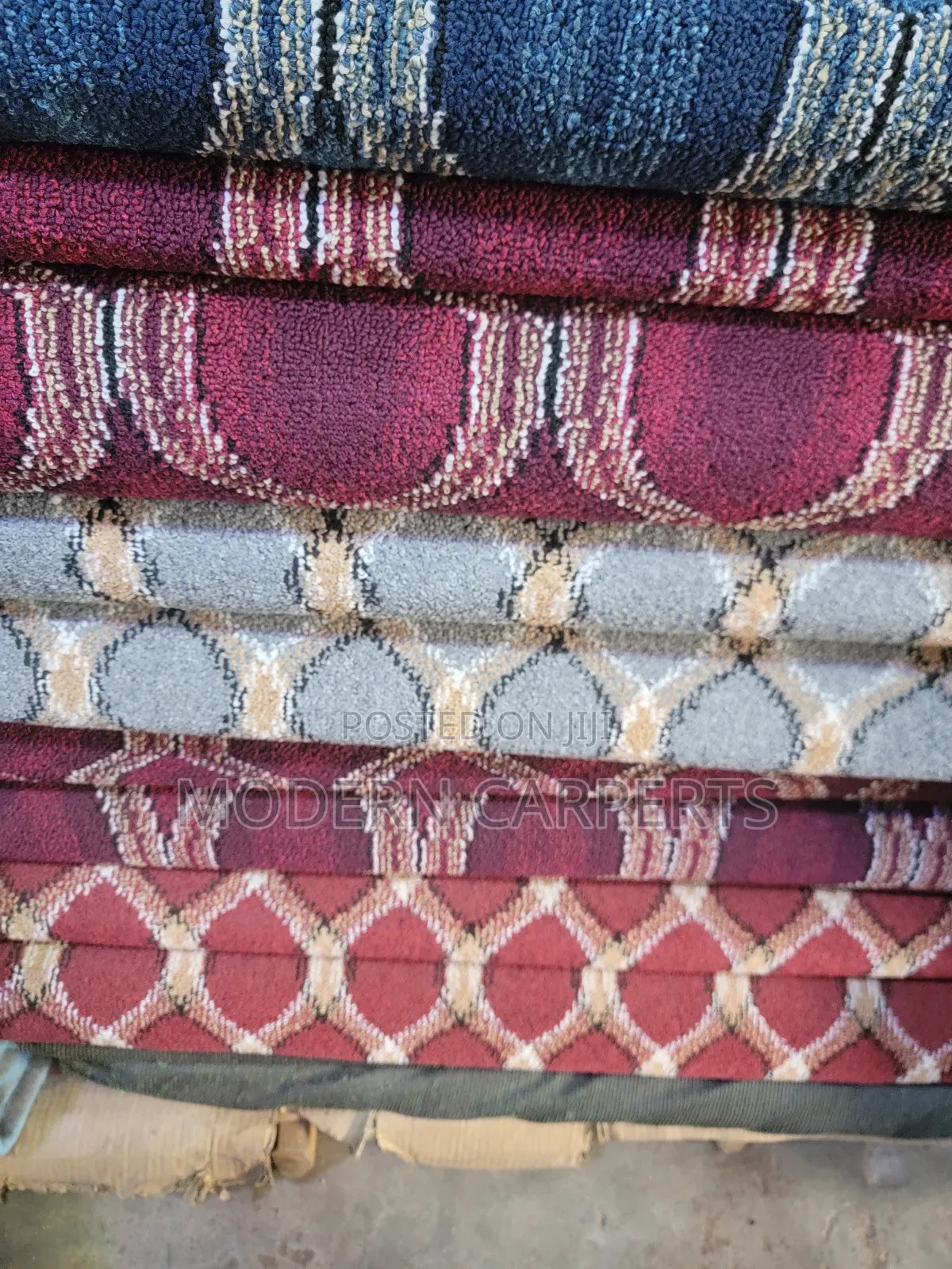 Checked Wall to Wall Wollen Carpets