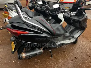 Honda Forza 2016 Black