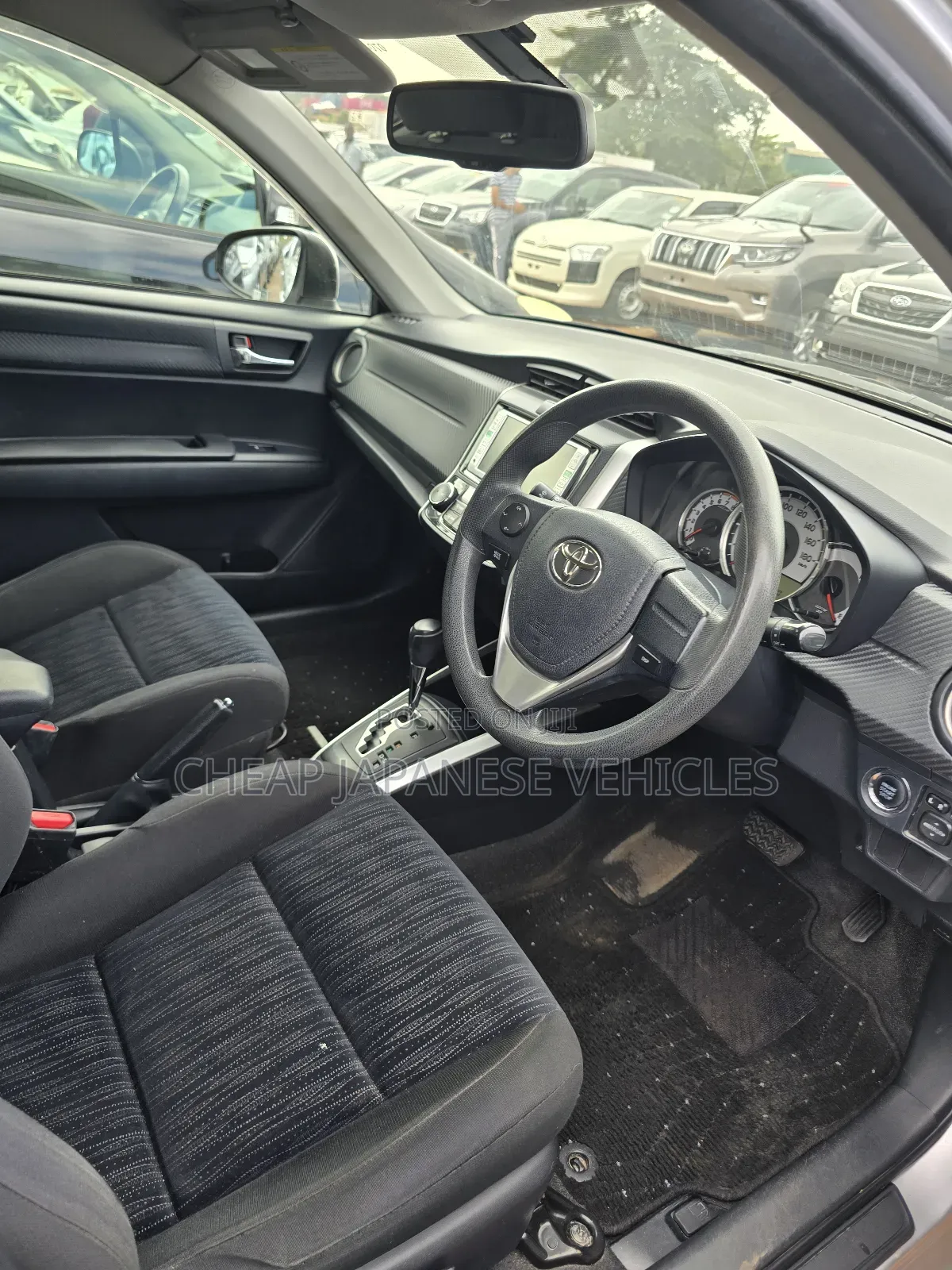 Toyota Corolla Fielder 2013 Silver