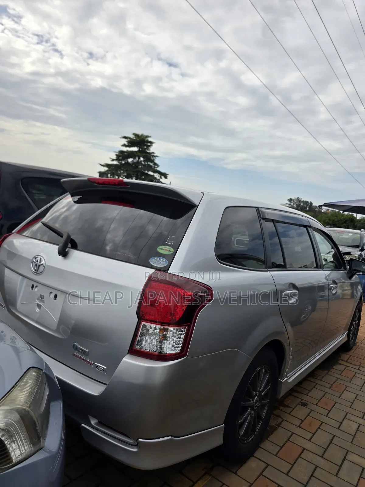 Toyota Corolla Fielder 2013 Silver