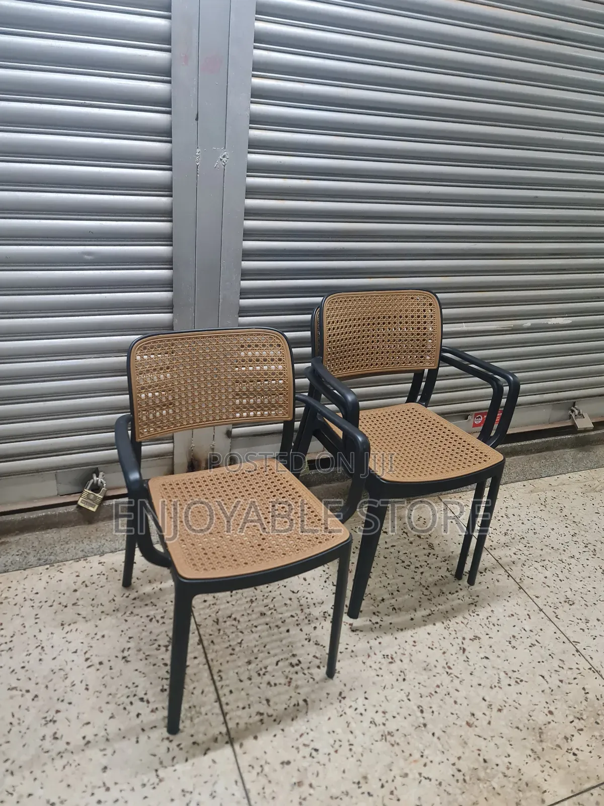 Ergonomic Plastic Chairs Plastic Chairs
