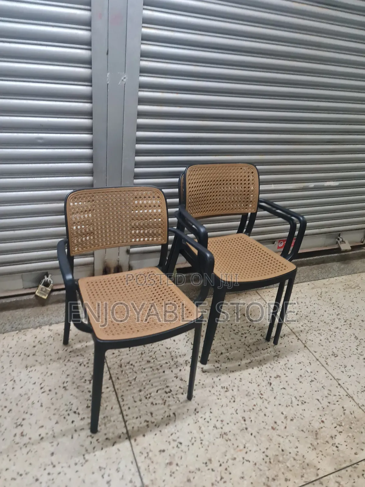 Ergonomic Plastic Chairs Plastic Chairs
