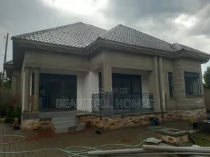 Furnished 4bdrm House in Kira for sale