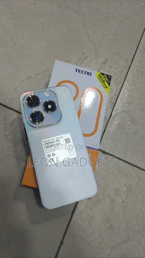 Photo - New Tecno Spark 20 256 GB Gray