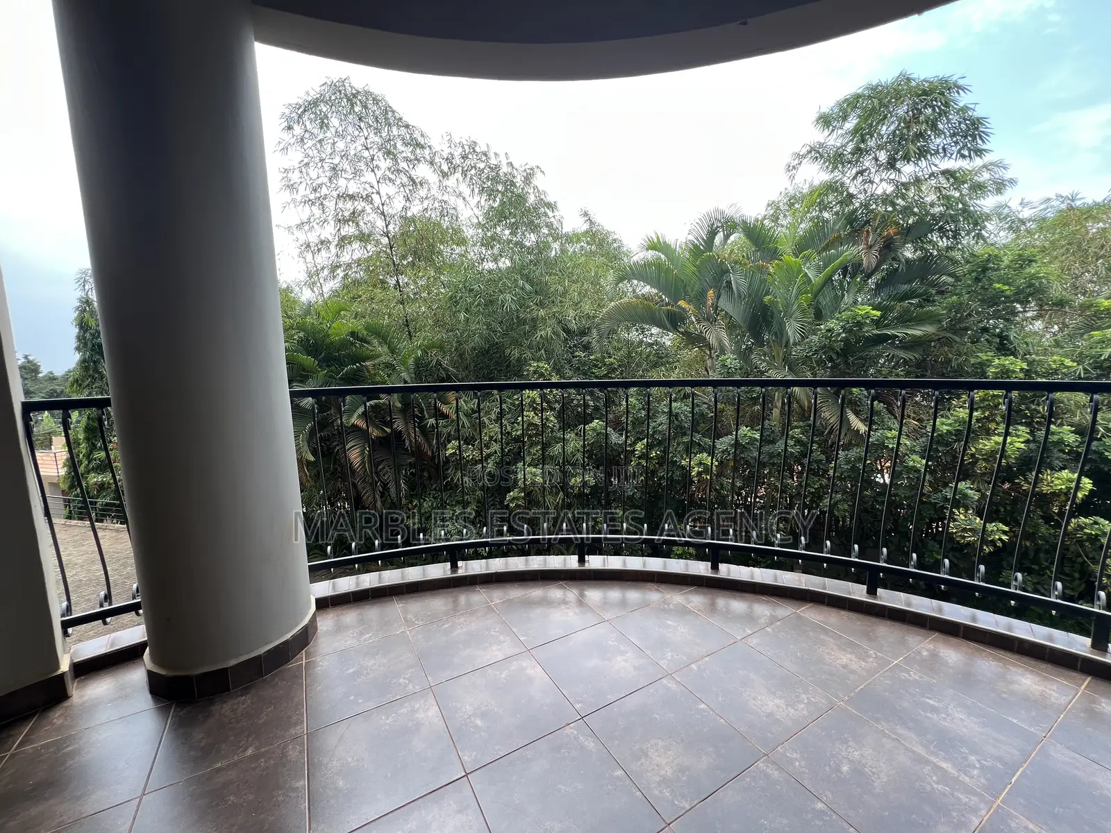 Furnished 3bdrm Apartment in Naguru, Central Division for rent
