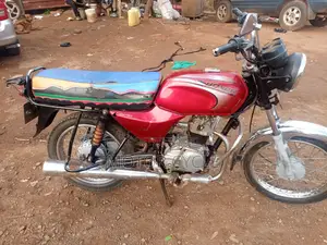 Bajaj Boxer 100 2009 Red