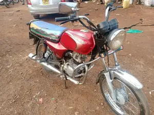 Bajaj Boxer 100 2009 Red