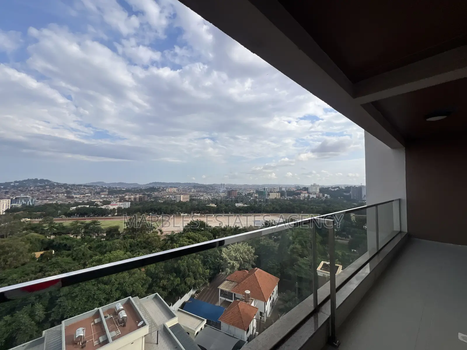 4bdrm Condo in Kololo, Central Division for sale