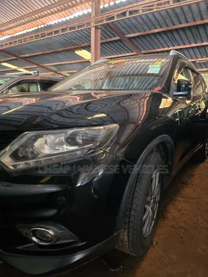 Nissan X-Trail 2.0 Petrol AWD 2016 Black