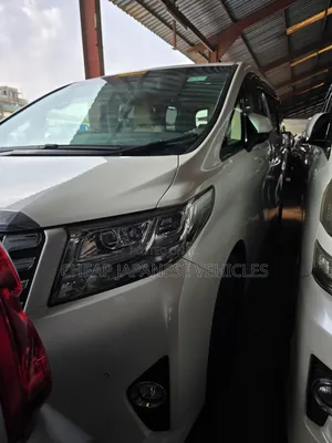 Toyota Alphard 2.5 Petrol AWD 2017 White