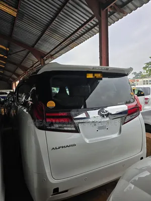 Toyota Alphard 2.5 Petrol AWD 2017 White