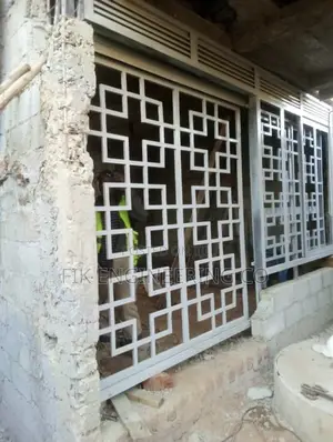 S Sliding Door