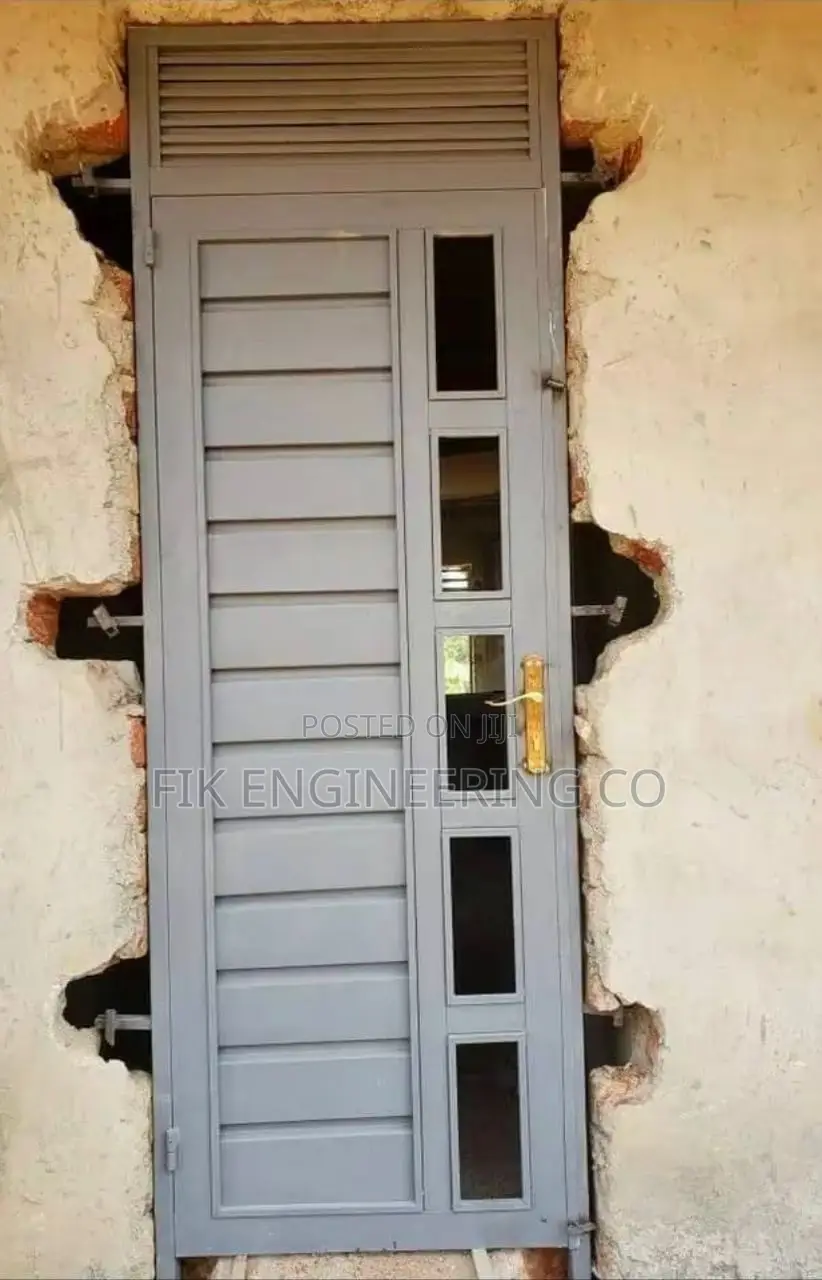 S Back Door