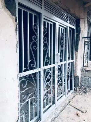 Slidding Dooorz