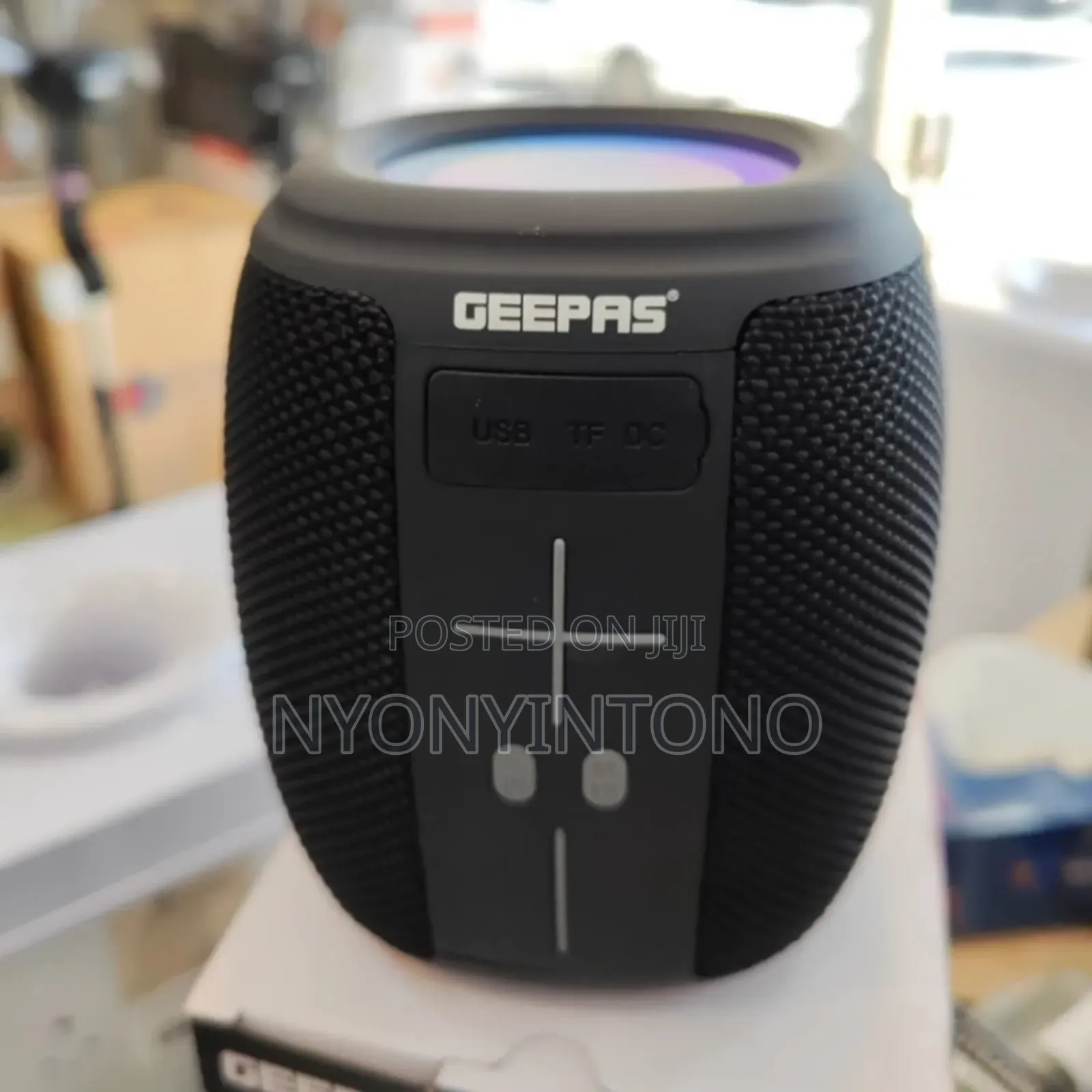 Geepas Professional Rechargeable Bluetooth Speaker