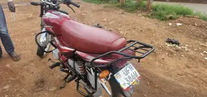 Bajaj Boxer 125 2023 Red