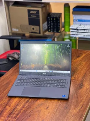 New Laptop Dell Latitude 3510 8GB Intel Core I7 SSD 512GB