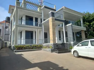 Photo - Furnished 7bdrm House in Kyanja Hill, Central Division for sale