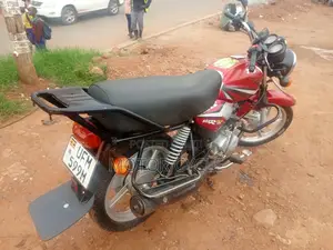 TVS HLX 125 2023 Red