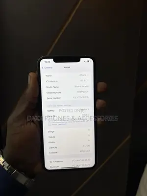Photo - Apple iPhone XS Max 512 GB White