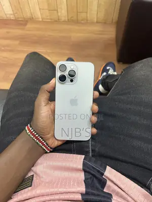 New Apple iPhone 15 Pro Max 256 GB Gray