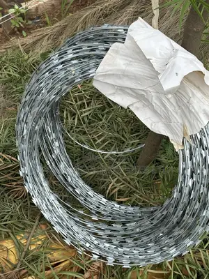 Sekanyorya Razor Wire