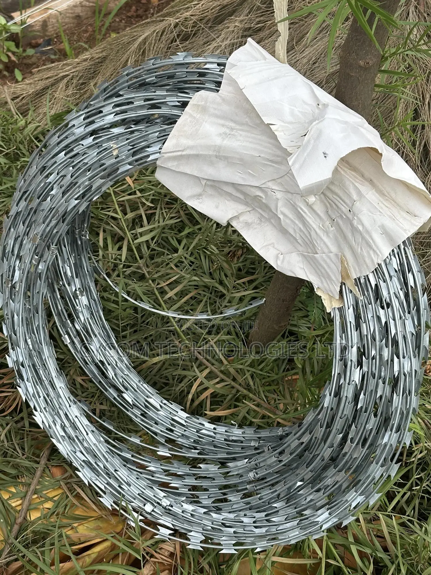 Sekanyorya Razor Wire