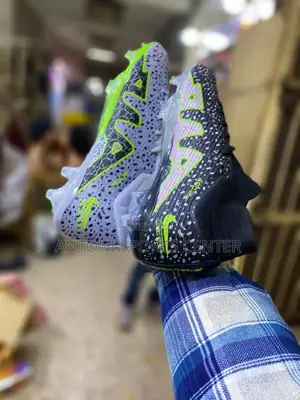 Praying Boots Air Zoom Nike