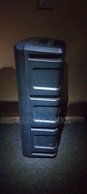 Good Speaker at Only 100000ugshs for More Contact Me