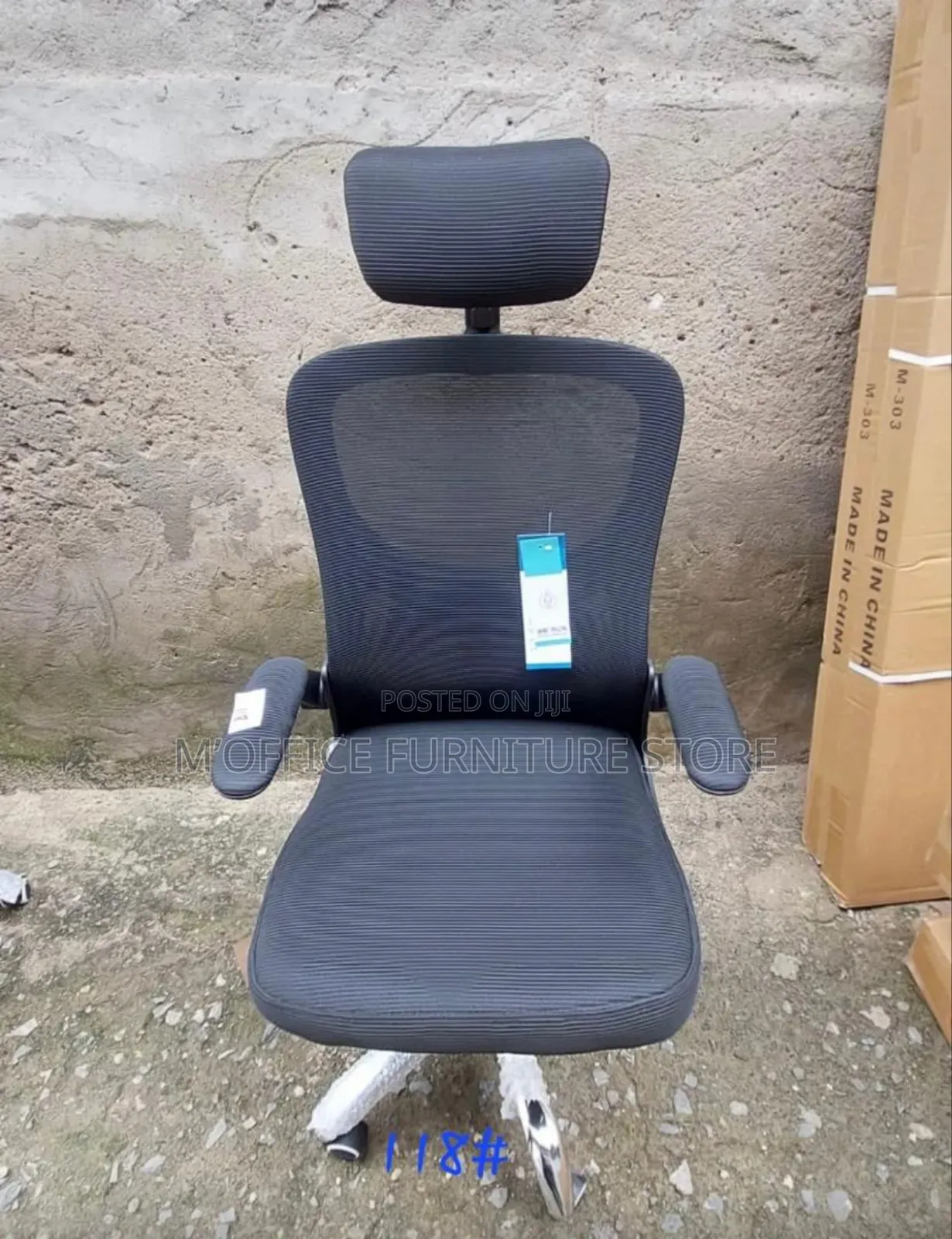 Classy Chair With a Headrest