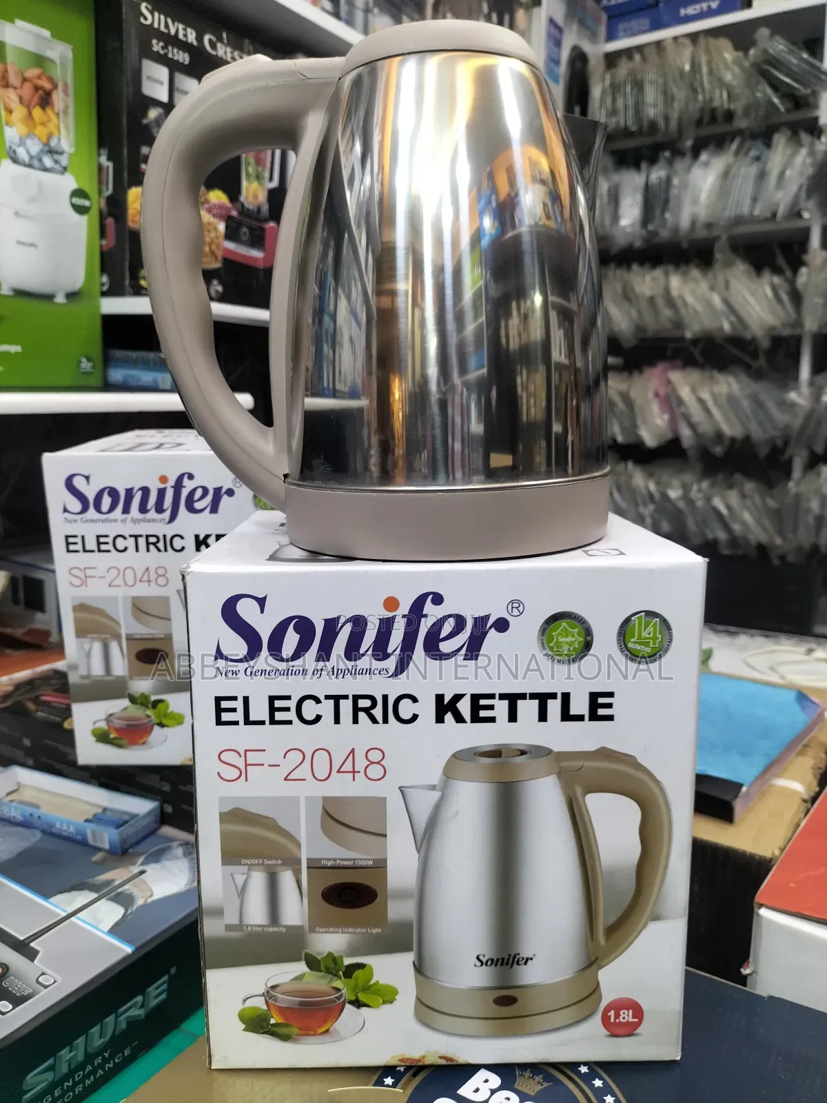 Electric Kettle, a 1.8l Capacity Electric Kettle