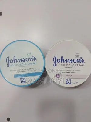 Photo - Johnson's Moisturizing Cream