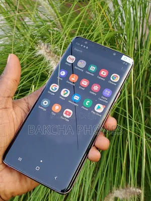 Photo - New Samsung Galaxy S9 Plus 128 GB Pink