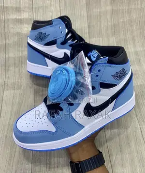 Unisex Nike Air Jordan 1 High Og University Blue Sneakers