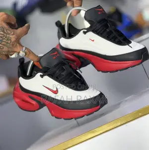 Original White/Black/Red Nike Air Max Portal Sneakers