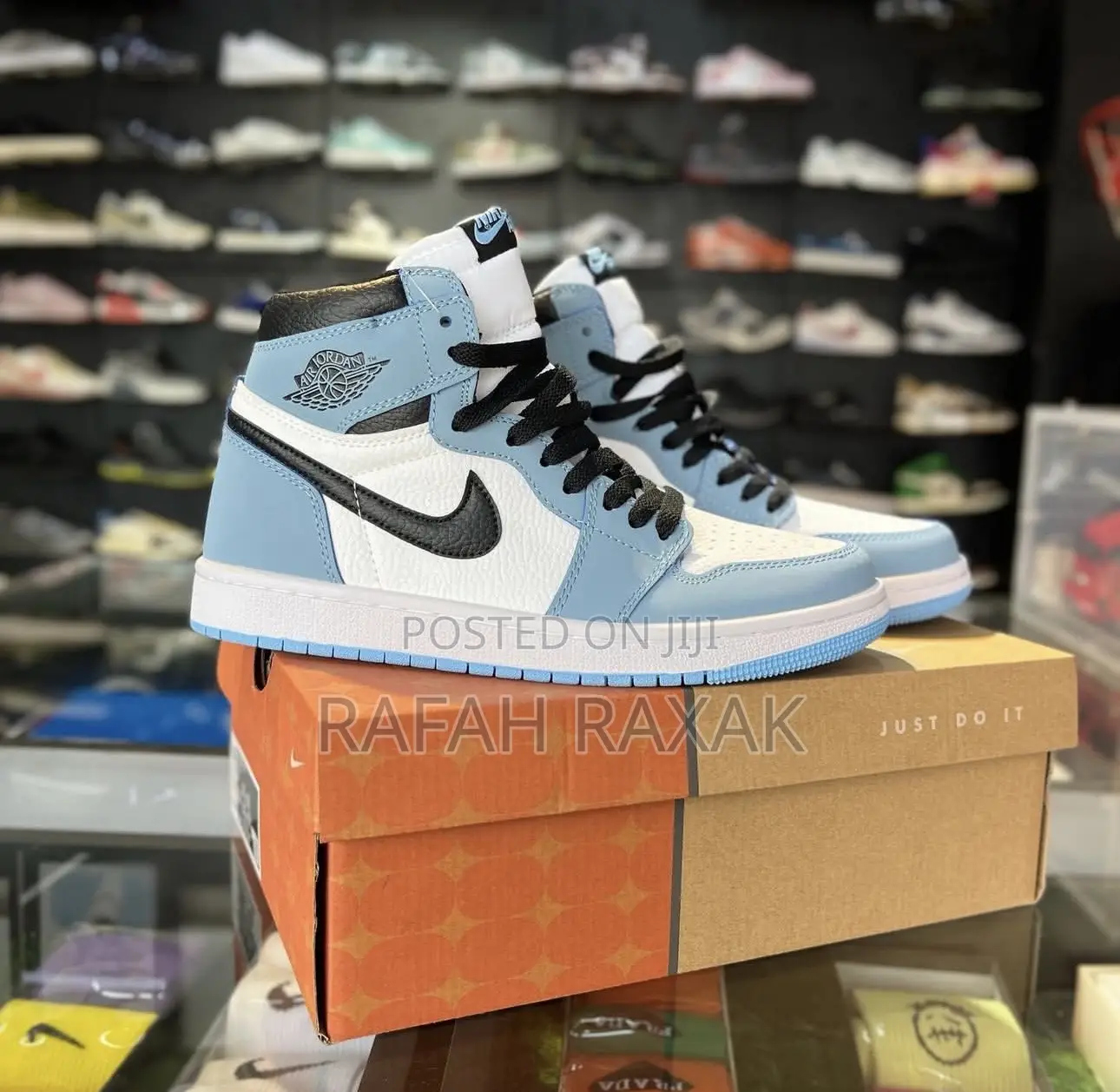 Original Blue/White Nike Air Jordan 1 Retro High Og Sneakers