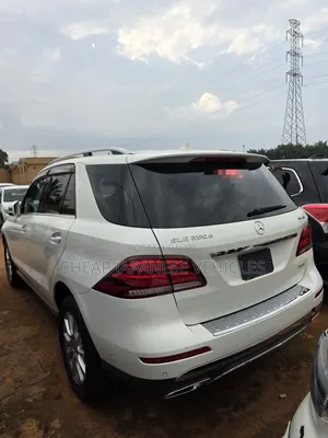 Mercedes-Benz GLE-Class GLE 350d 4MATIC 2016 Pearl