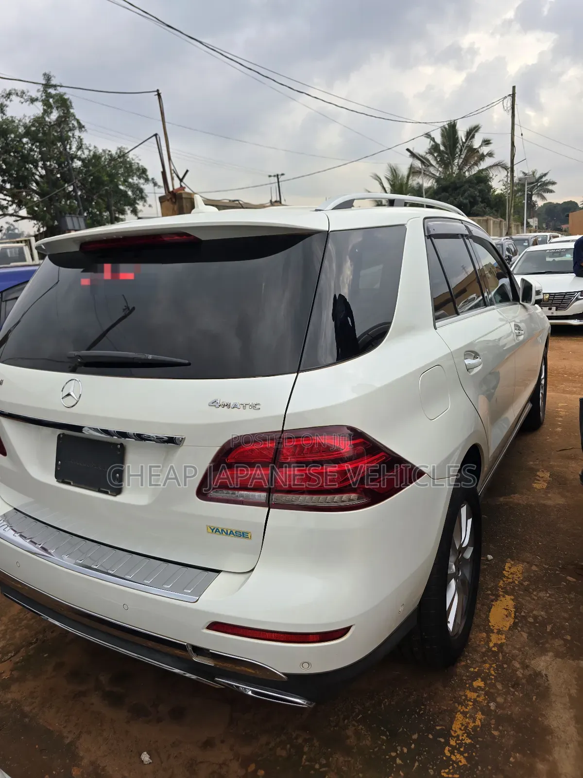 Mercedes-Benz GLE-Class GLE 350d 4MATIC 2016 Pearl