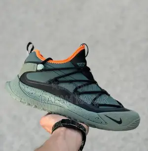 Original Green Nike Acg Terra Antarktik Gtx Sneakers