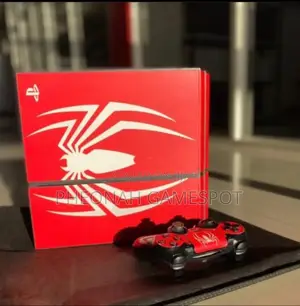 Sony Playstation 4 Standard (Spiderman Edition)