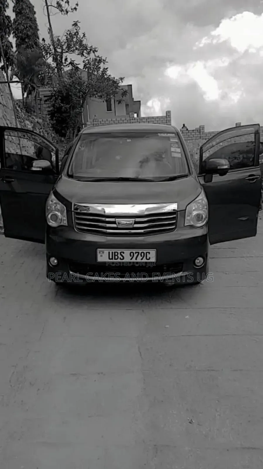 Toyota Noah Brand Hire Self Drive /Rental Special Cars 6bcc