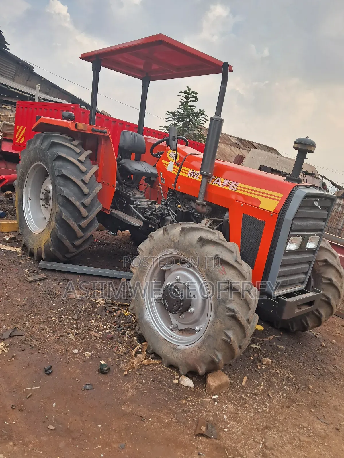 Tractor Tafe 8502