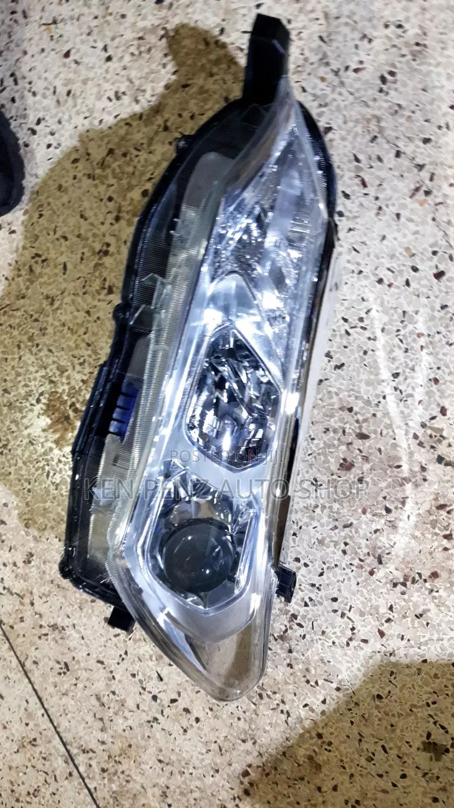 Headlamp for Fielder 2016 Hybrid ( Brand New)