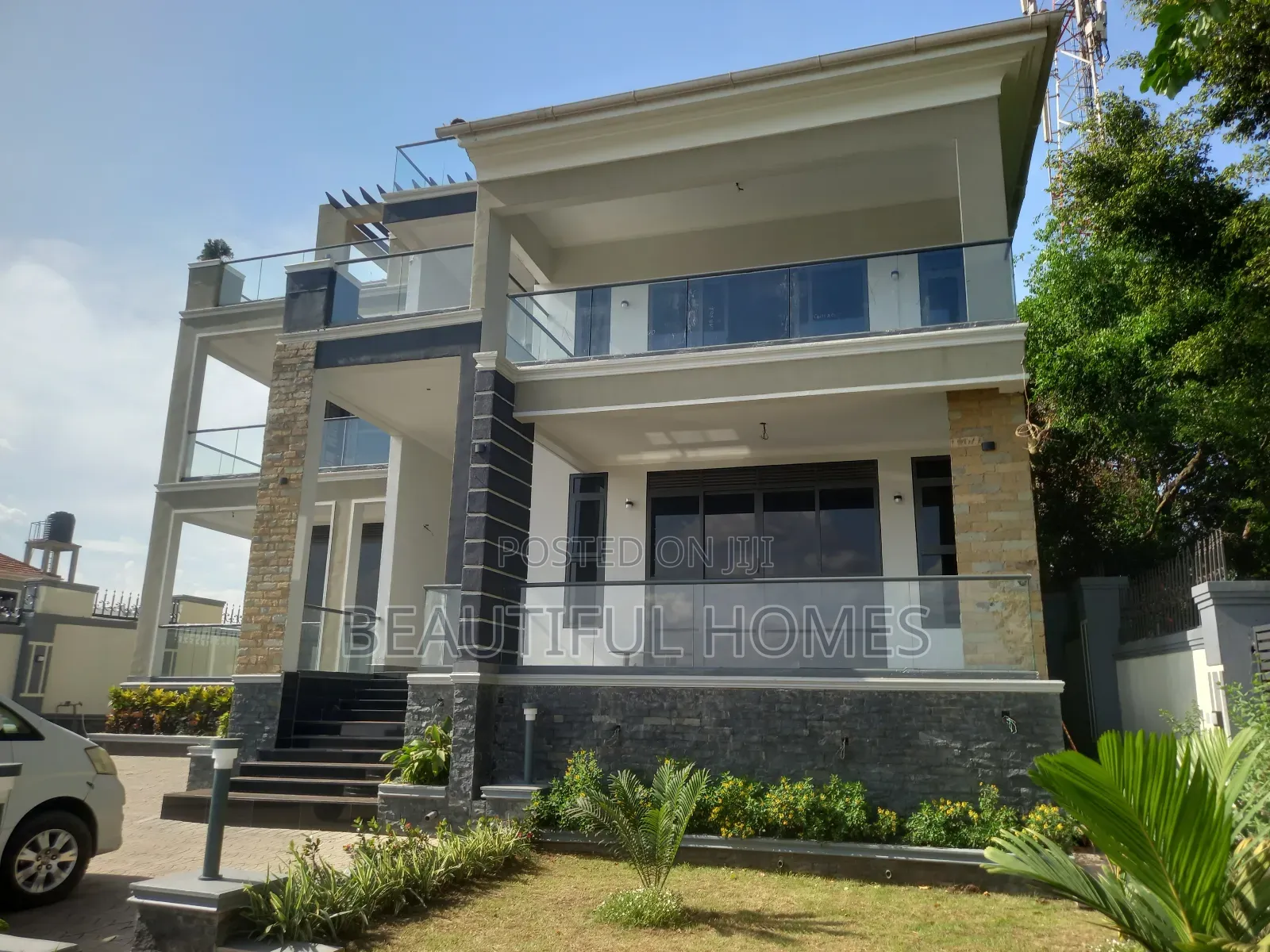 Furnished 7bdrm Mansion in Kyanja, Nakawa for sale