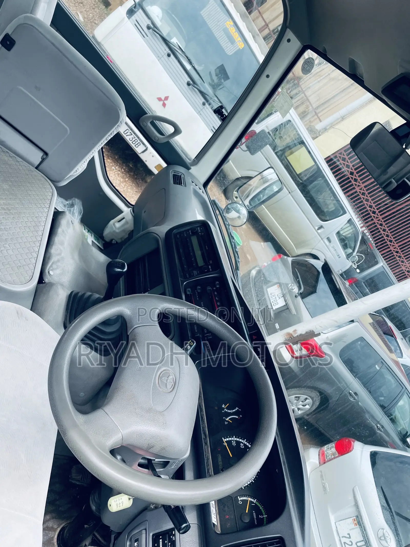 Toyota Coaster 2009 White